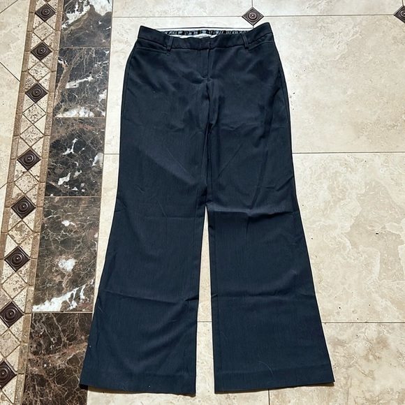 Grey pants - Picture 1 of 4